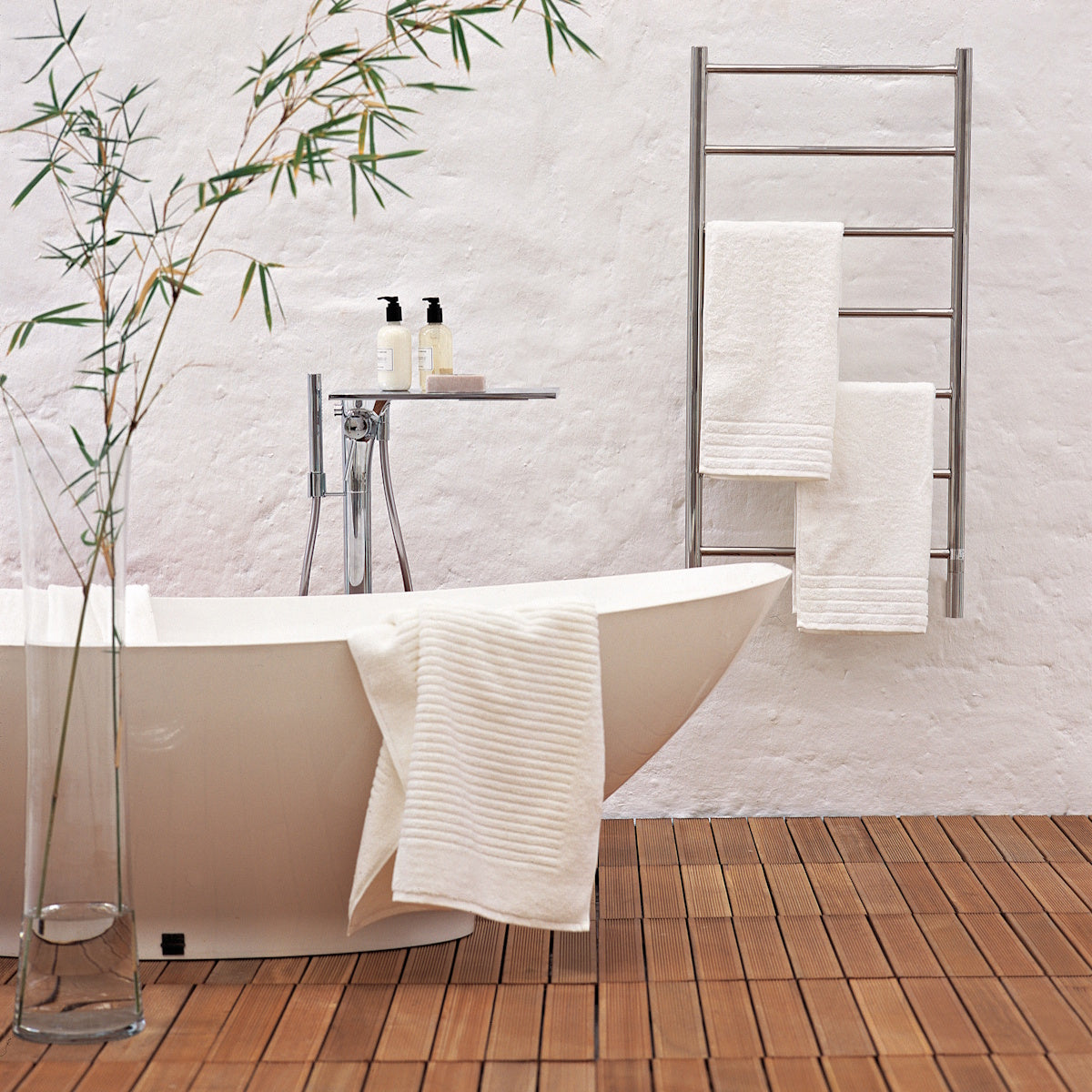 Amba Jeeves F Straight Towel Warmer Rack, Hardwired, 7 Bars, W 21" H 41"