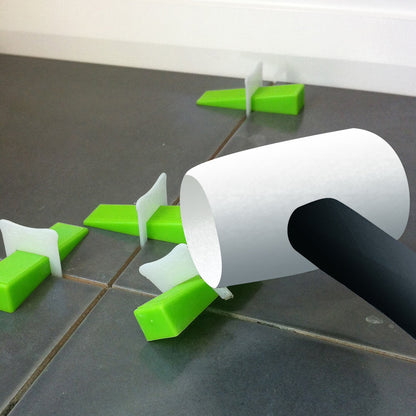 LevTec Shower Tile Leveling System – Basic Kit with 250 Clips & 250 Wedges