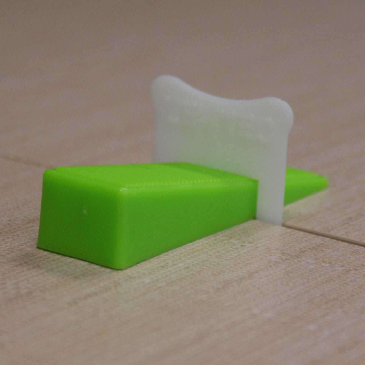LevTec Tile Leveling Clips – 2000 Bulk Pack for Professional Shower Tile Installation